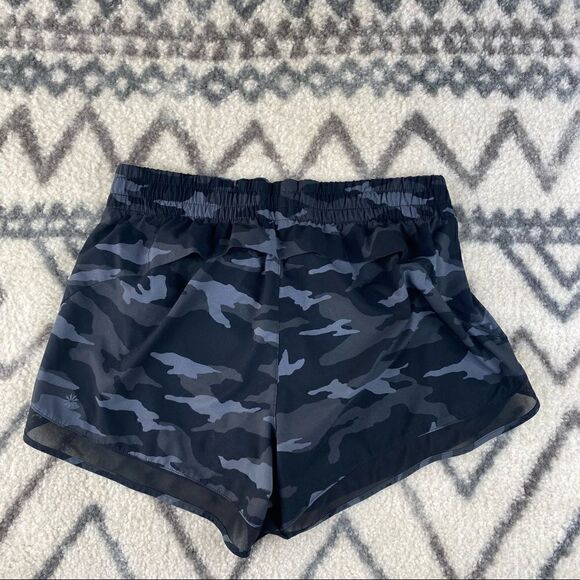 Athleta Printed Mesh Racer Run Short 4” - Picture 6 of 9